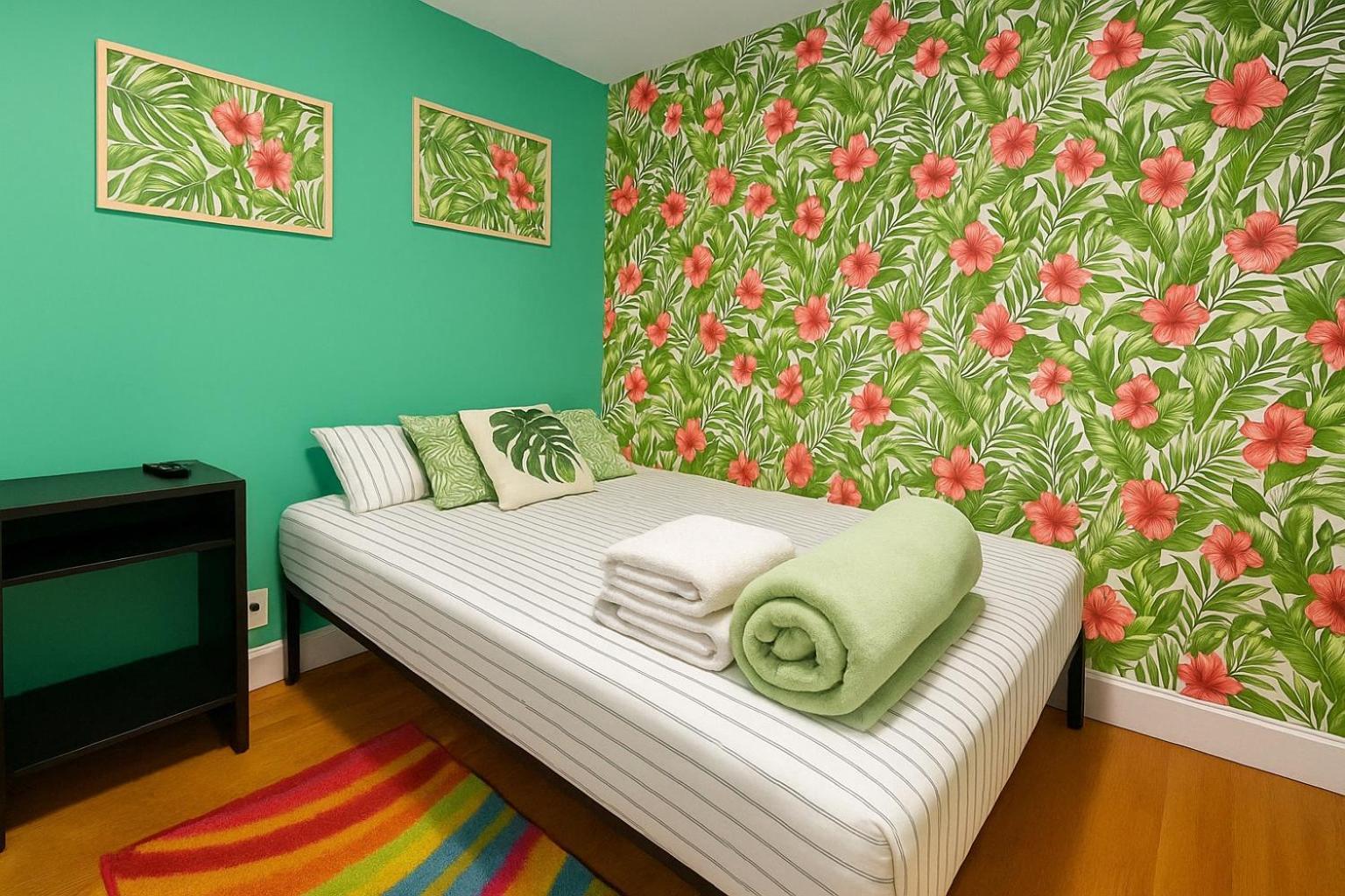 Tropical Comfort Room In Harlem Cozy Stay With Snacks & Style Нью-Йорк Экстерьер фото